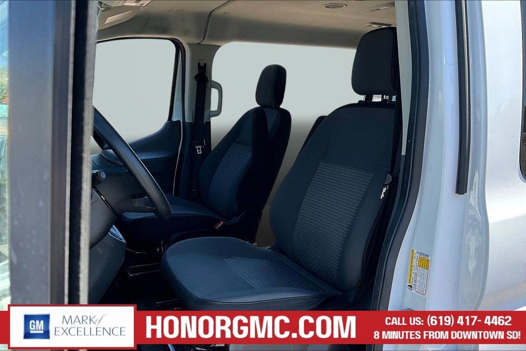 2024 Ford Transit Passenger Wagon XL