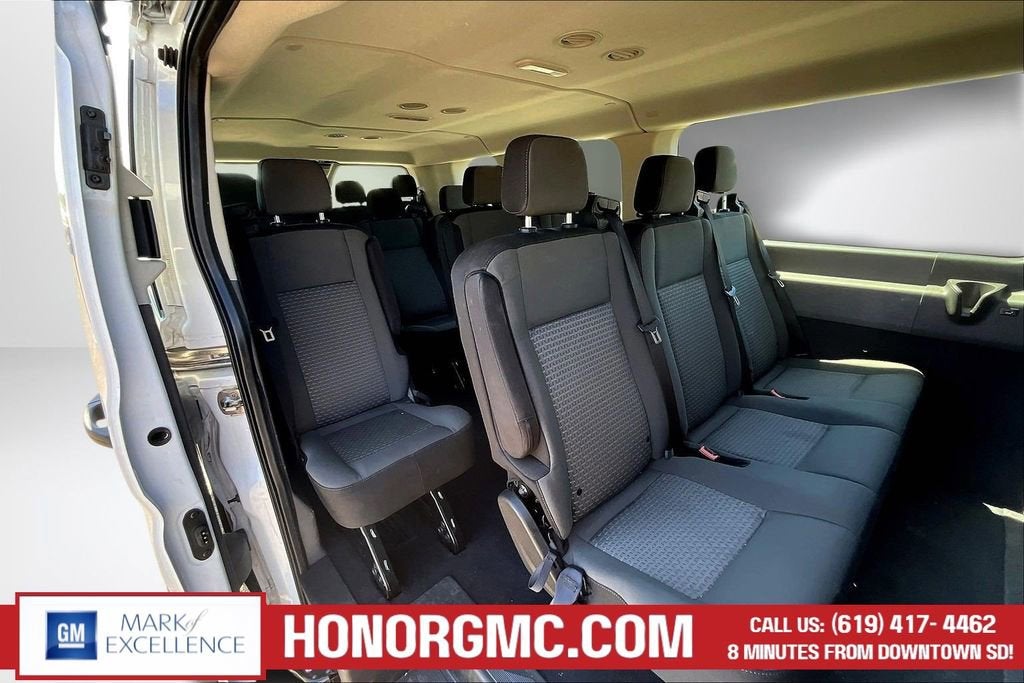 2024 Ford Transit Passenger Wagon XL