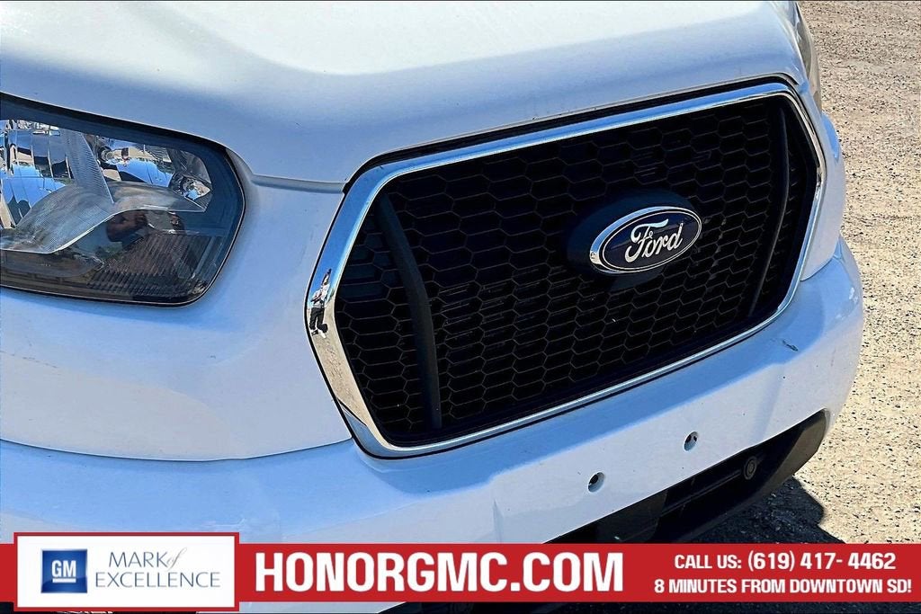 2024 Ford Transit Passenger Wagon XL