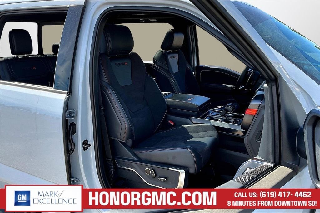 2025 Ford F-150 Raptor