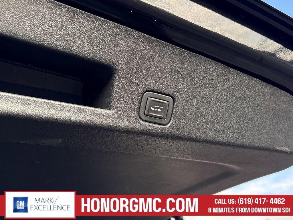 2024 GMC Acadia Elevation