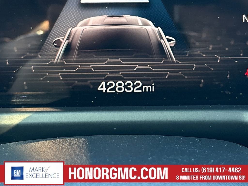 2024 GMC Acadia Elevation