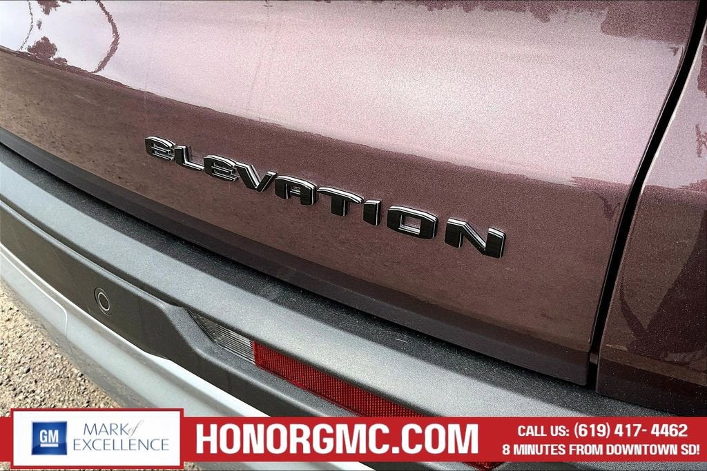 2025 GMC Acadia Elevation