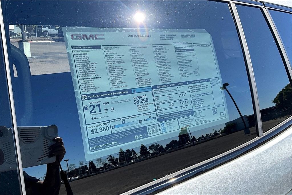 2026 GMC Acadia AT4