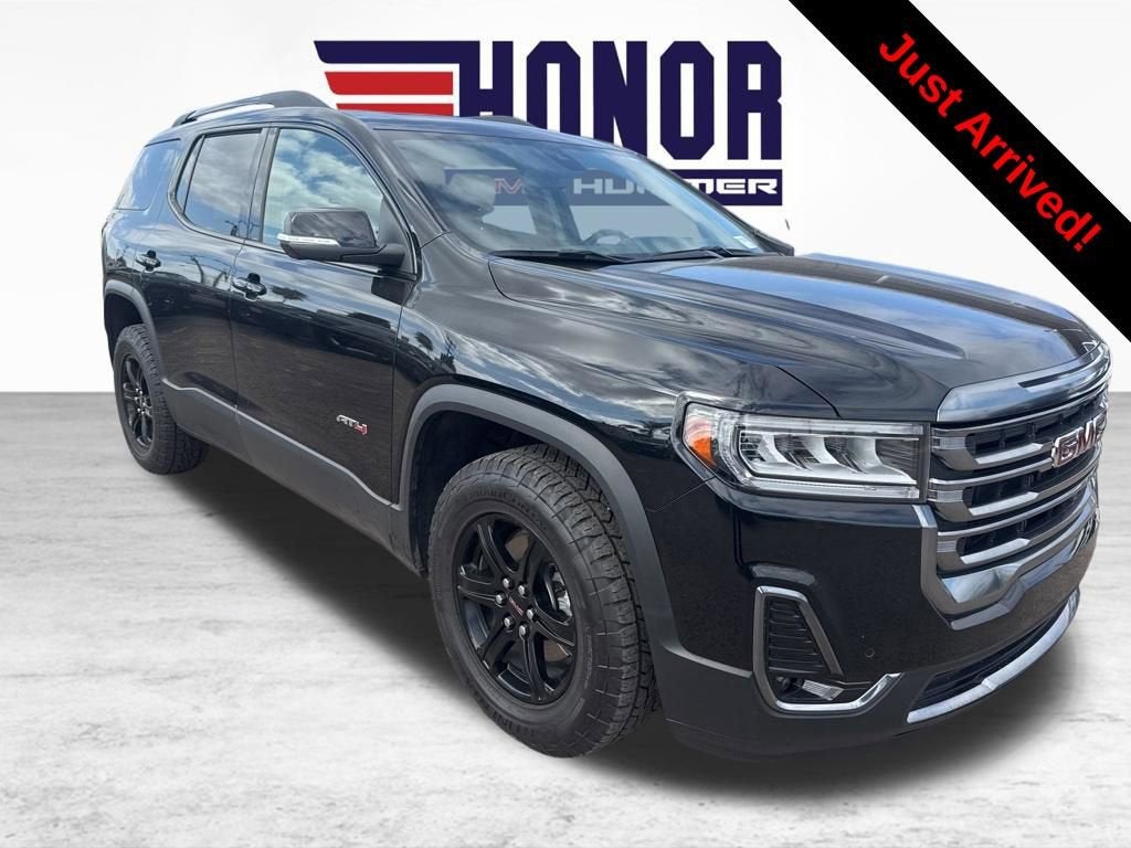 2023 GMC Acadia AT4