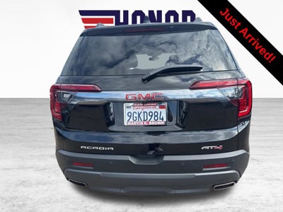2023 GMC Acadia AT4