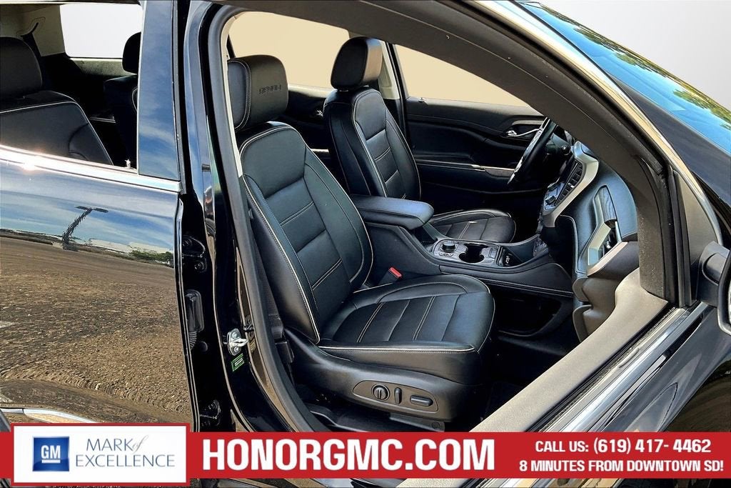 2022 GMC Acadia Denali