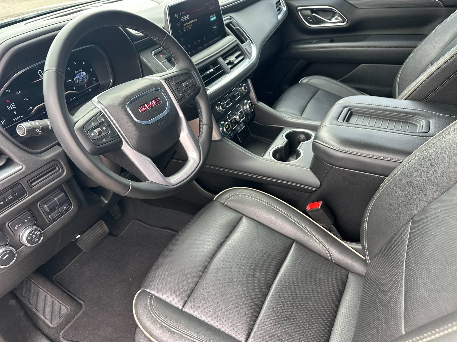 2024 GMC Yukon SLT