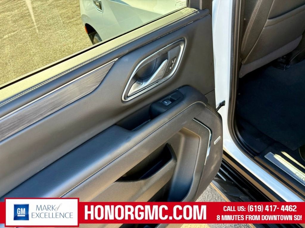 2024 GMC Yukon XL SLT