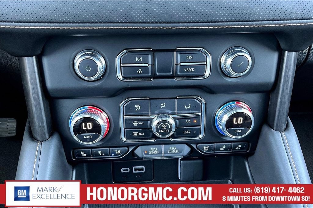 2024 GMC Yukon AT4