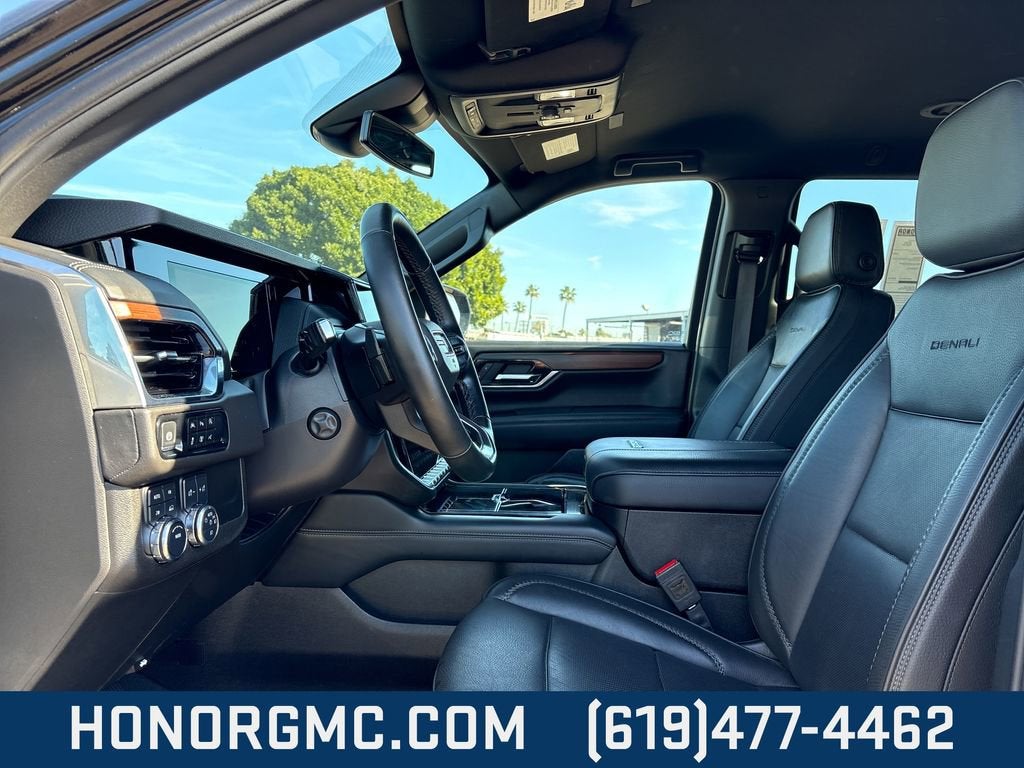 2025 GMC Yukon Denali