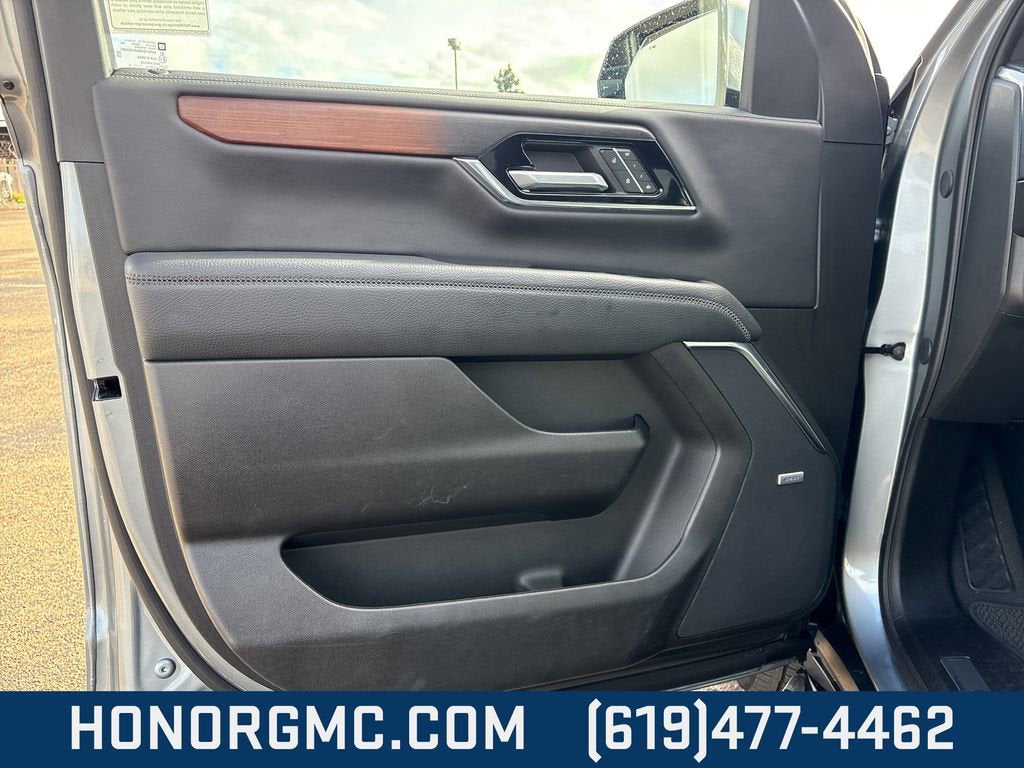 2025 GMC Yukon Denali