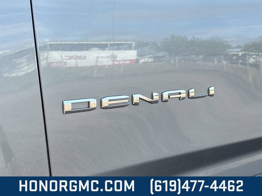 2025 GMC Yukon Denali
