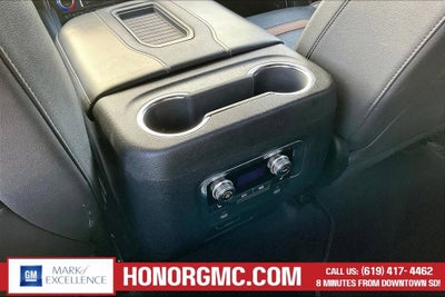 2023 GMC Yukon XL AT4