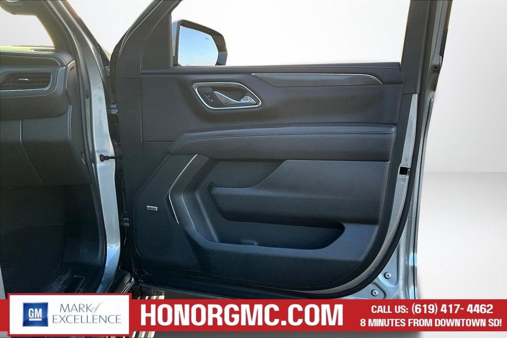 2023 GMC Yukon XL AT4