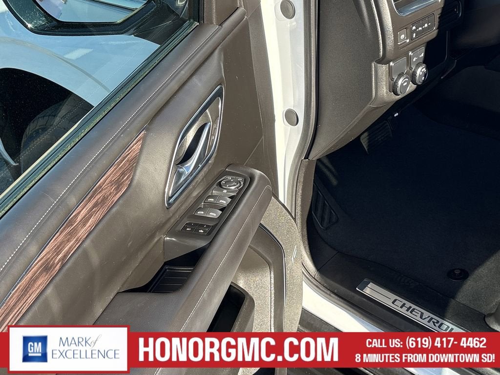 2024 Chevrolet Suburban LT