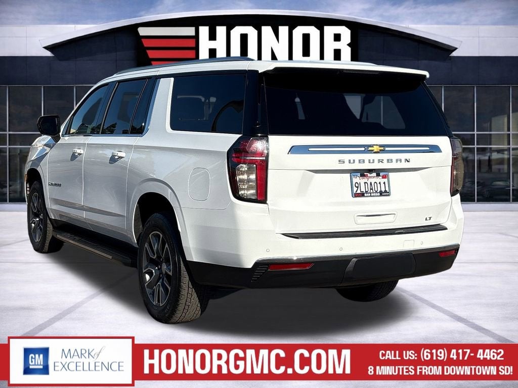 2024 Chevrolet Suburban LT