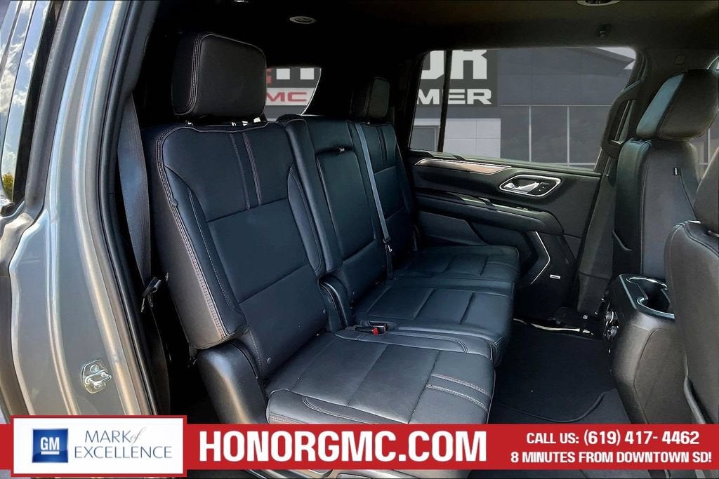 2023 Chevrolet Suburban RST