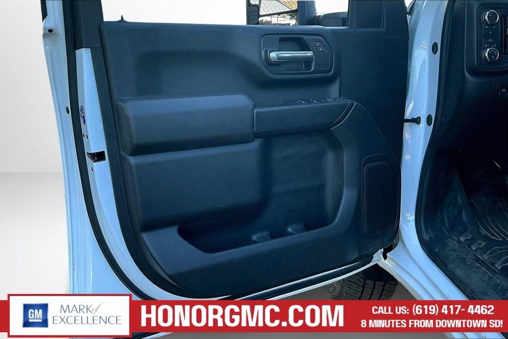 2024 GMC Sierra 2500 HD Pro
