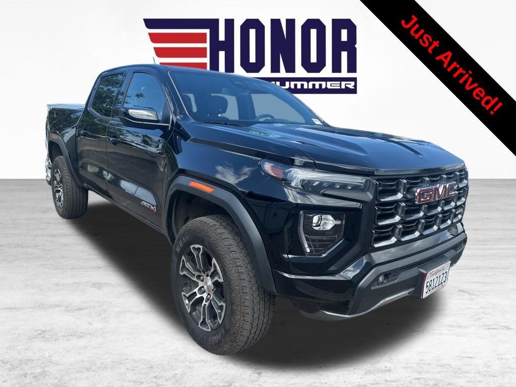 2024 GMC Canyon 4WD AT4 Crew Cab Short Box's photo