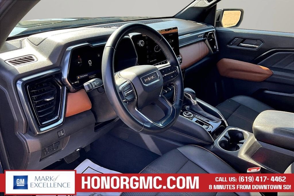 2024 GMC Canyon AT4