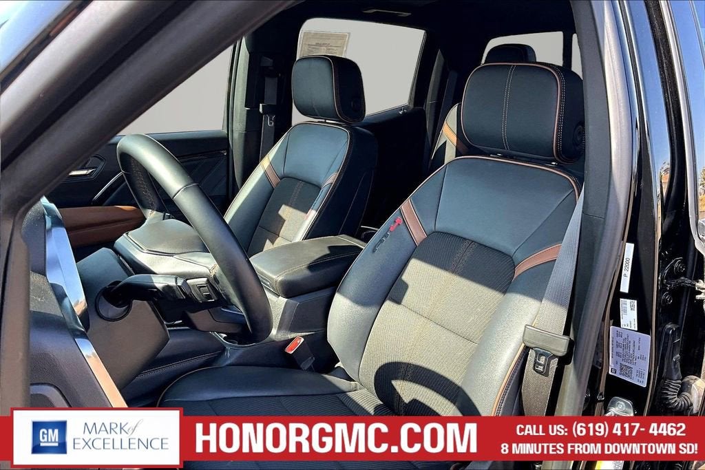 2024 GMC Canyon AT4