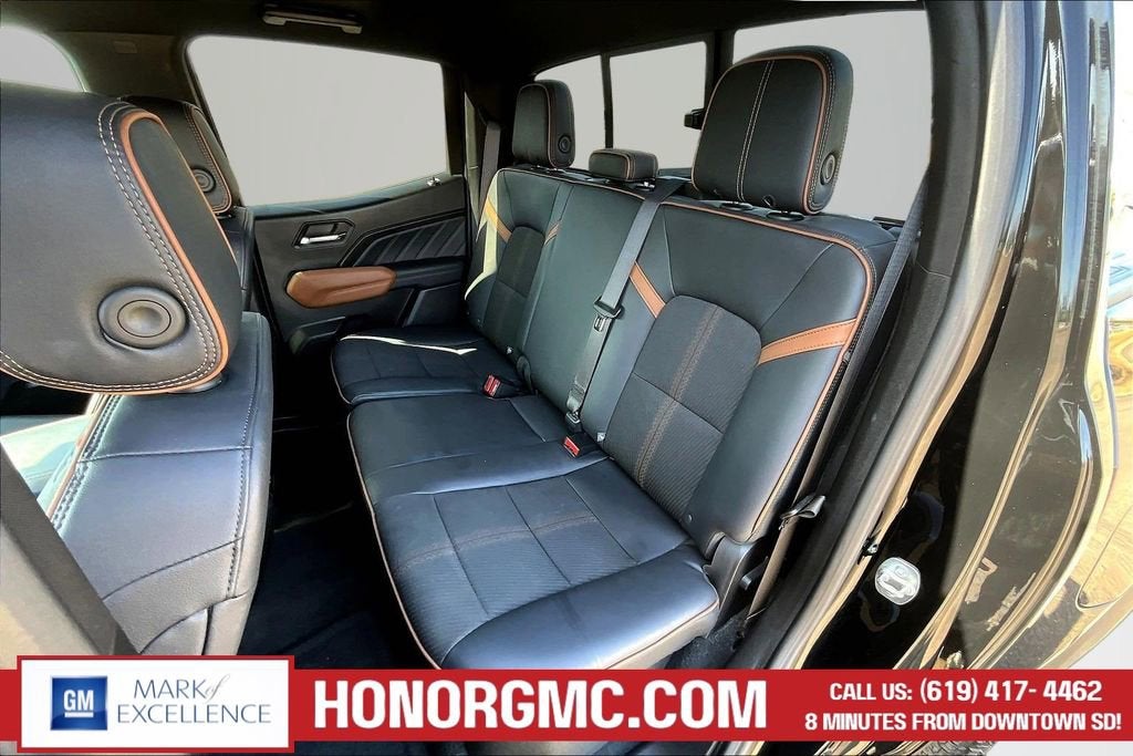 2024 GMC Canyon AT4