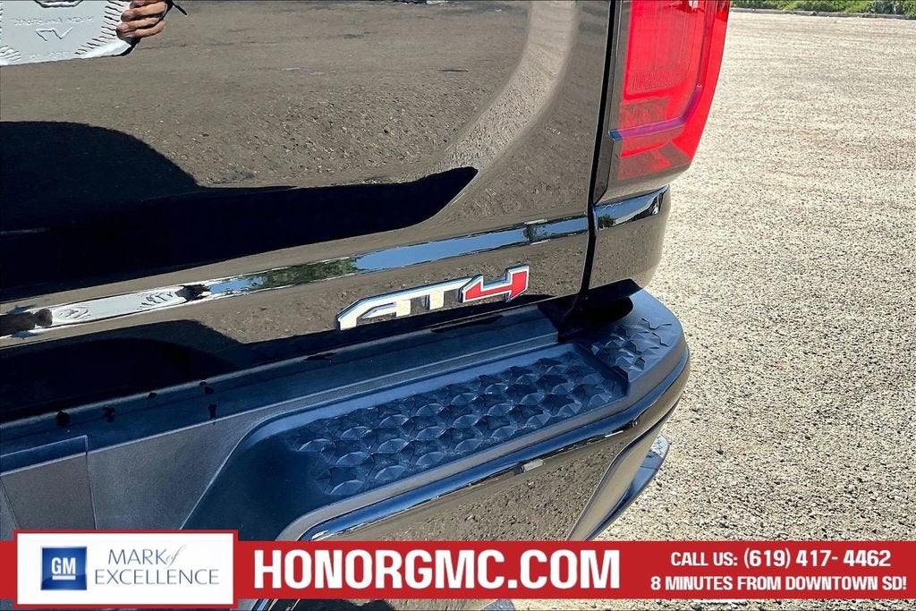 2024 GMC Canyon AT4