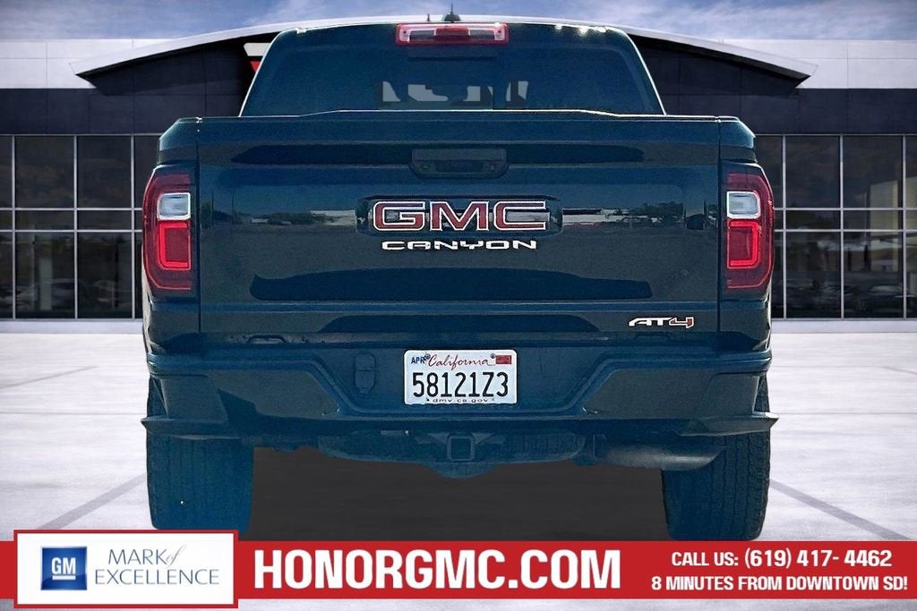 2024 GMC Canyon AT4