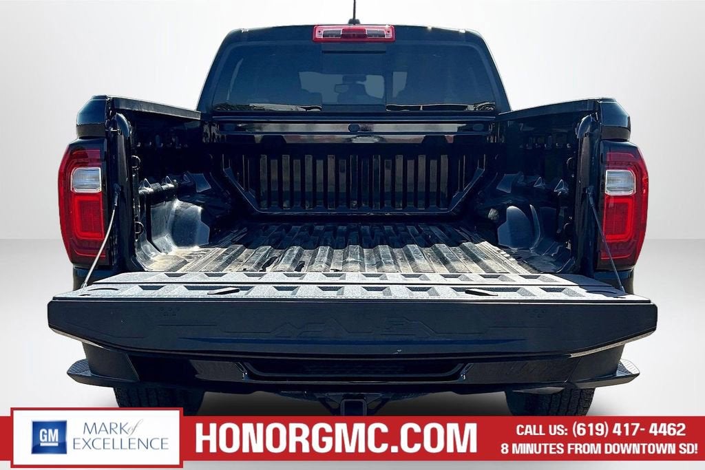 2024 GMC Canyon AT4
