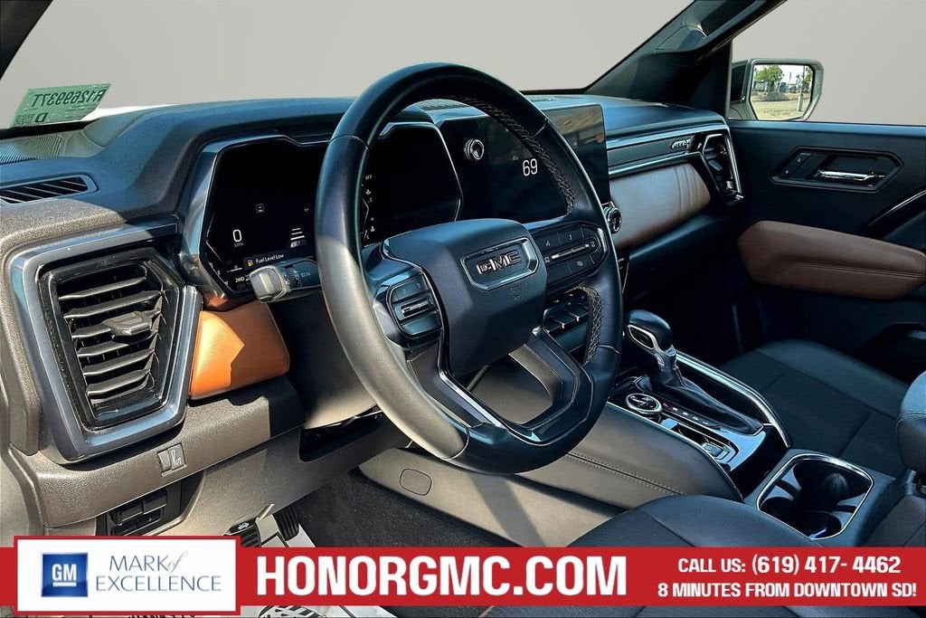 2024 GMC Canyon AT4