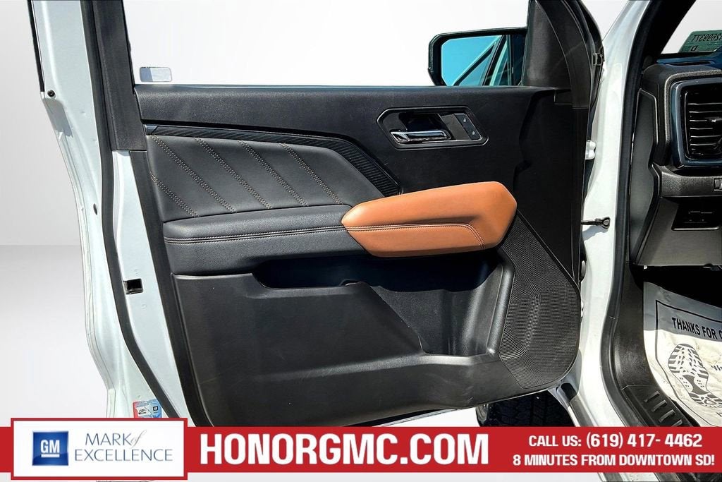 2024 GMC Canyon AT4