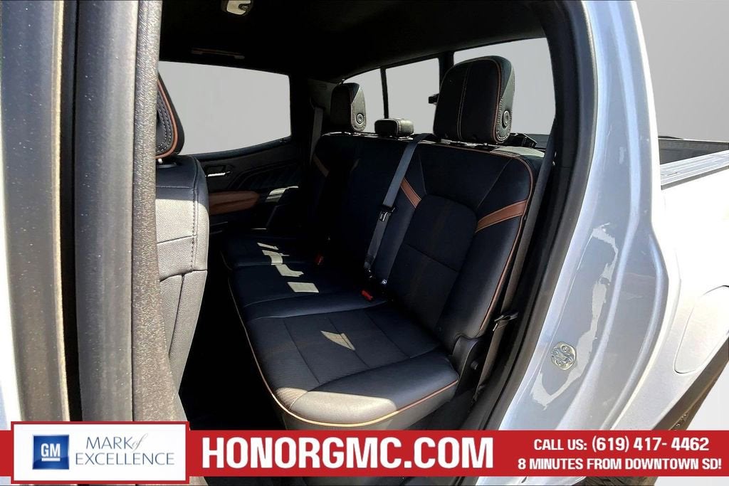 2024 GMC Canyon AT4