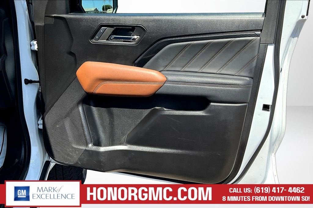 2024 GMC Canyon AT4