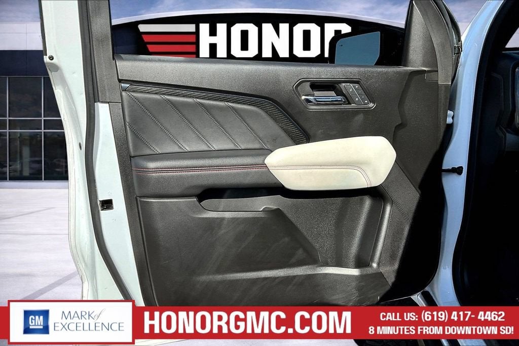 2024 GMC Canyon AT4X