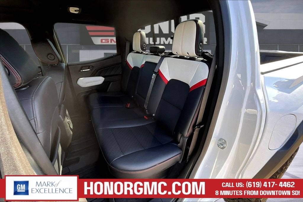 2024 GMC Canyon AT4X