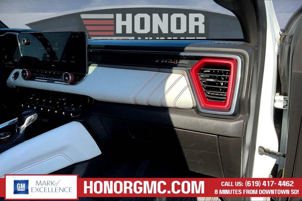2024 GMC Canyon AT4X