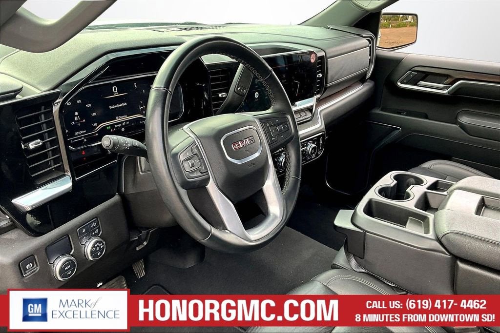 2025 GMC Sierra 1500 SLT