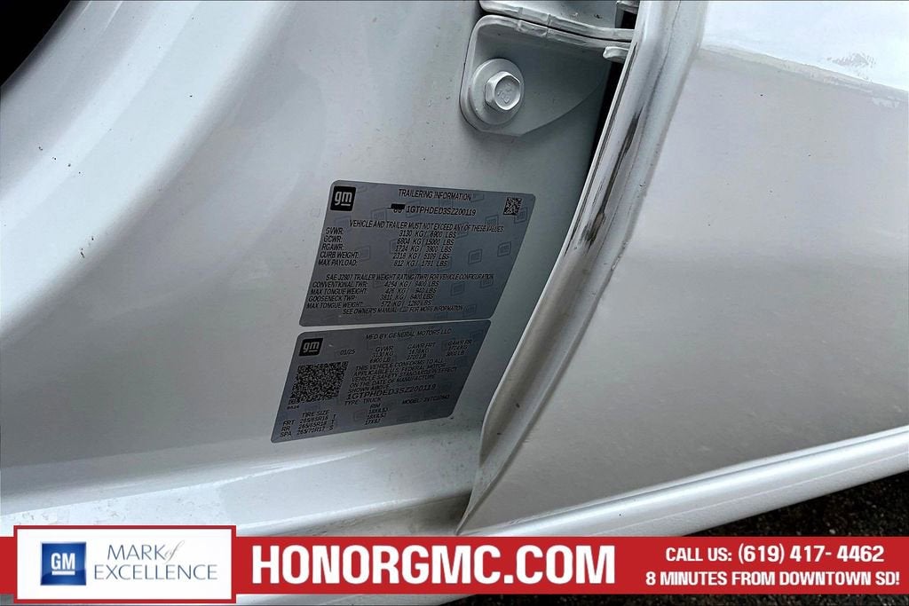 2025 GMC Sierra 1500 SLT