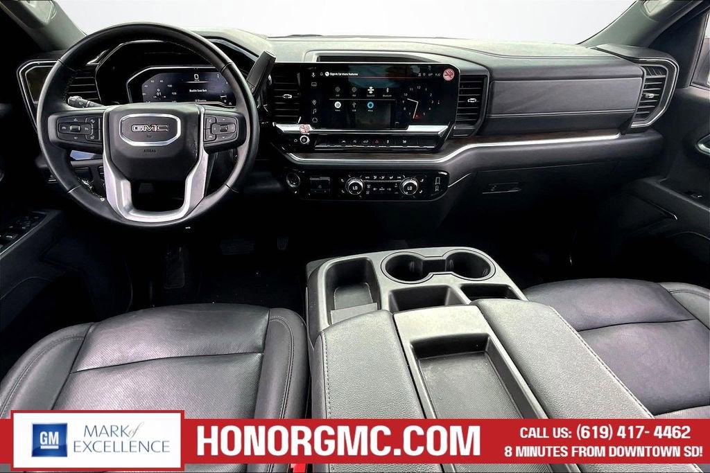 2025 GMC Sierra 1500 SLT
