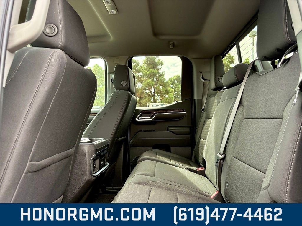 2025 GMC Sierra 1500 Elevation