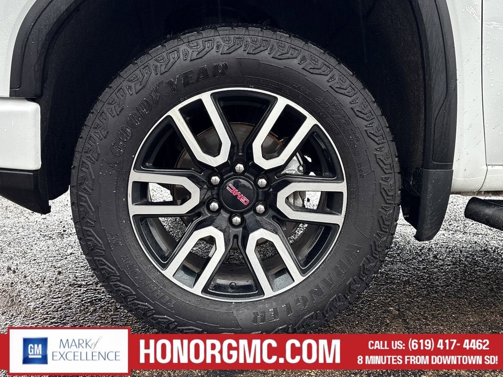 2022 GMC Sierra 1500 AT4