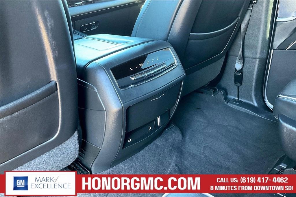 2022 Cadillac Escalade ESV Sport