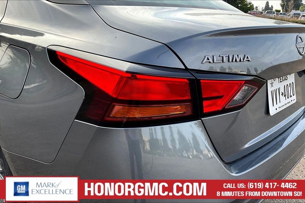 2025 Nissan Altima SV
