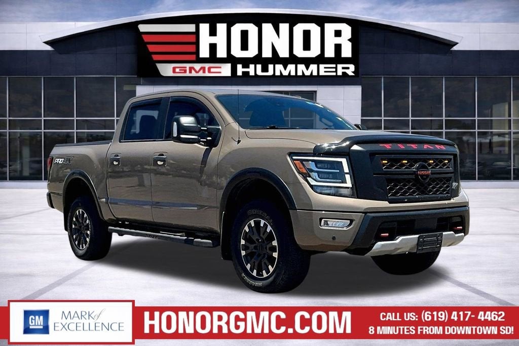 2021 Nissan Titan PRO-4X 4X4 Crew Cab's photo