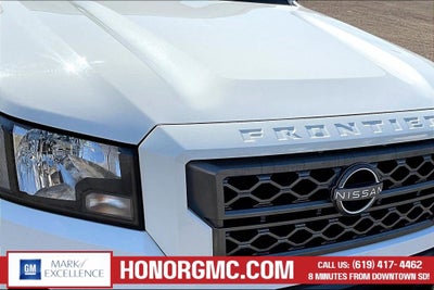 2022 Nissan Frontier SV