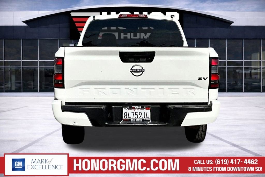 2022 Nissan Frontier SV