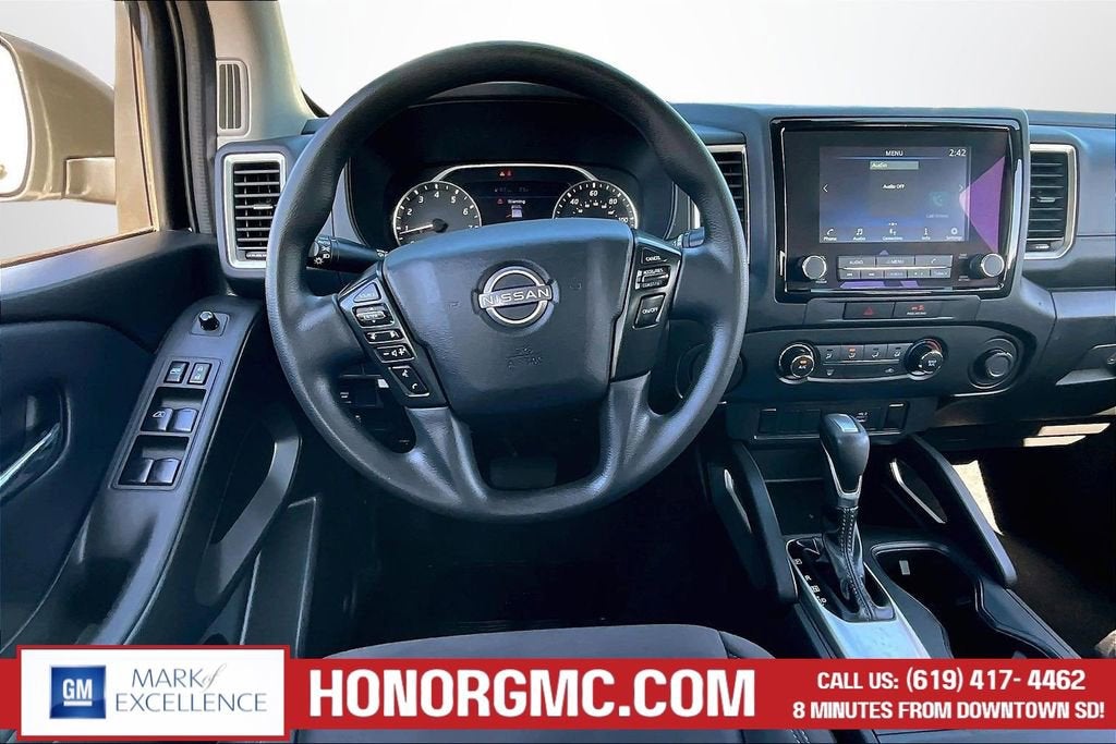 2022 Nissan Frontier SV