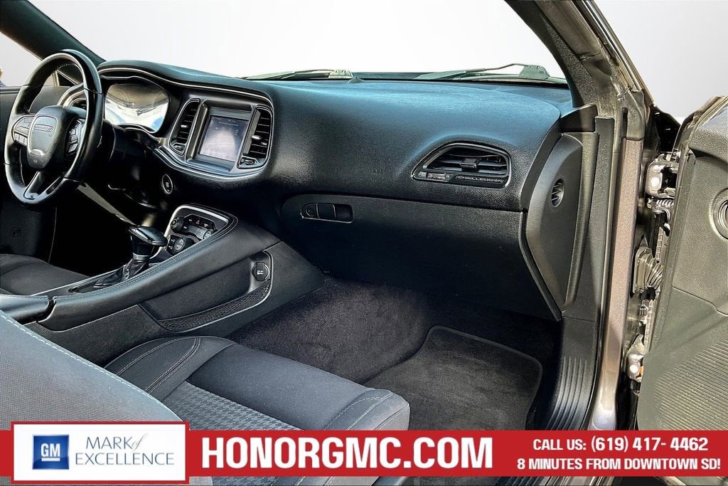 2018 Dodge Challenger SXT