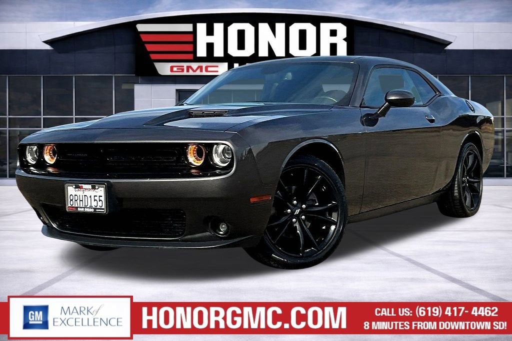 2018 Dodge Challenger SXT